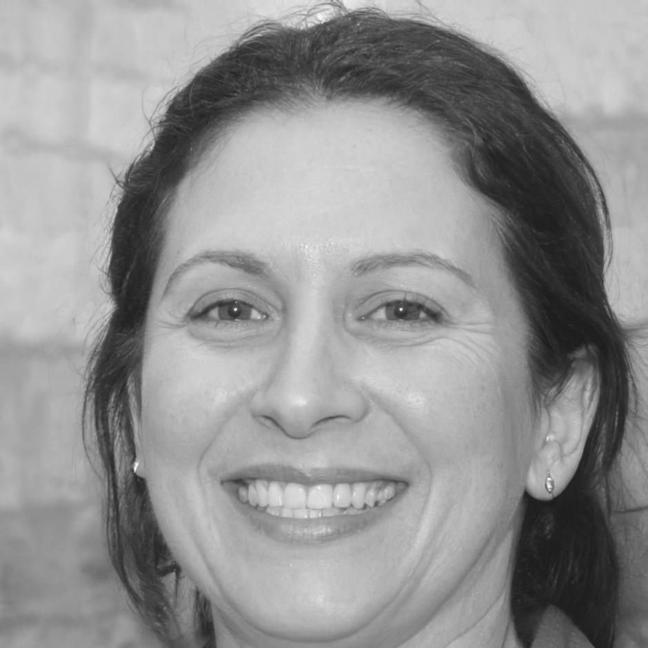 Elena Ruiz, Directora de Educación Financiera